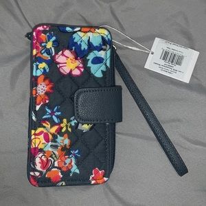 VERA BRADLEY SMARTPHONE WRISTLET, PRETTY POSIES